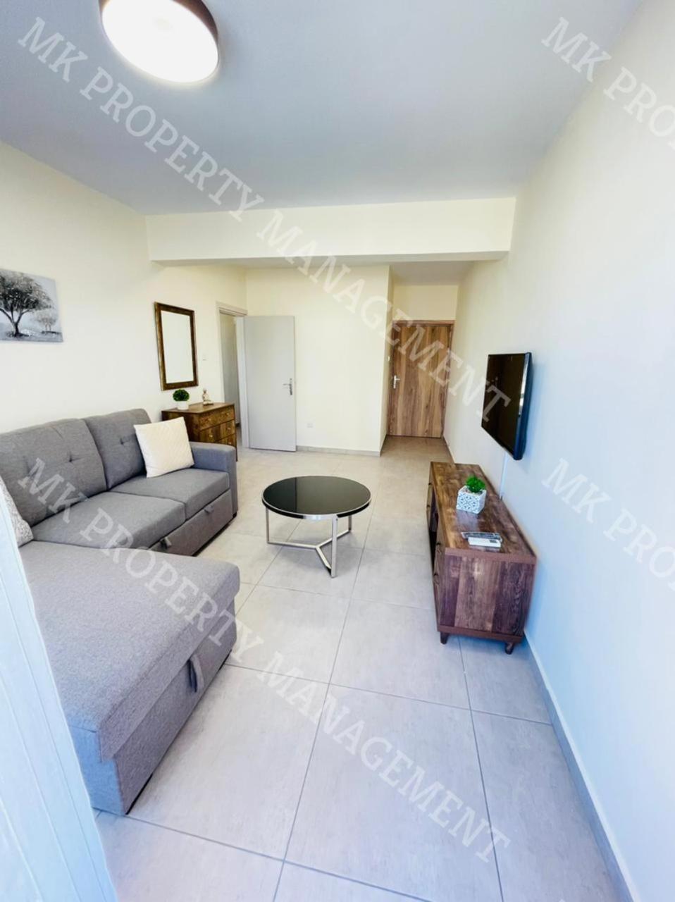 Milos City Center Apts No.34 Lárnaka Eksteriør bilde