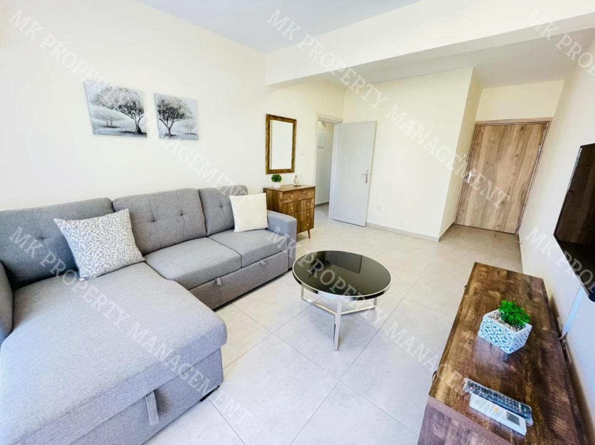 Milos City Center Apts No.34 Lárnaka Eksteriør bilde