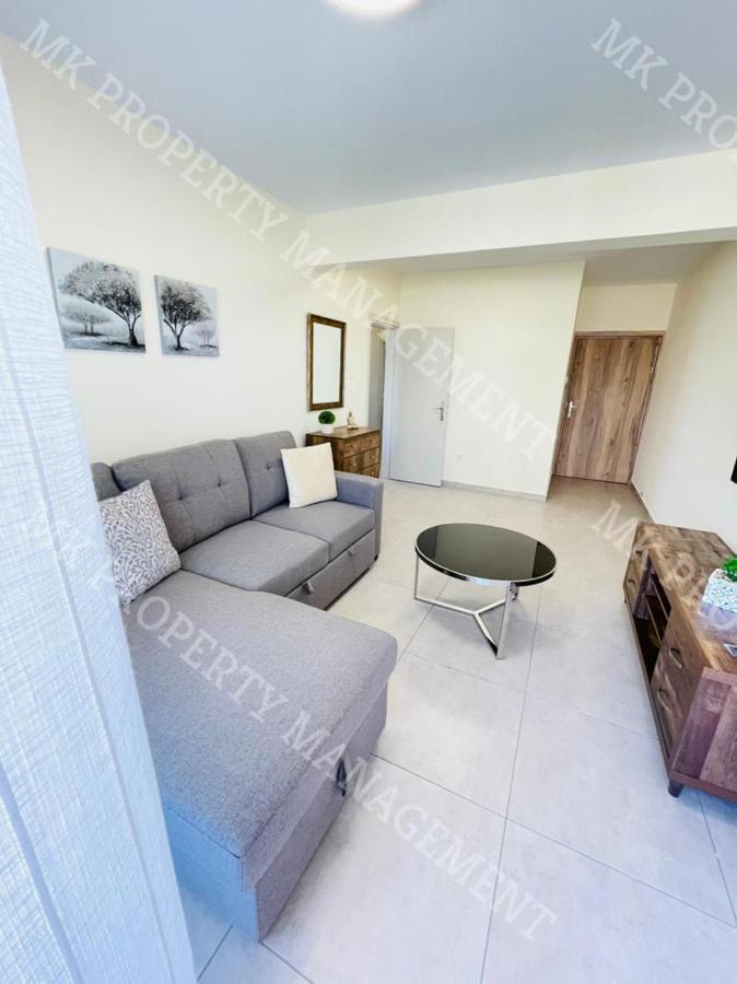 Milos City Center Apts No.34 Lárnaka Eksteriør bilde